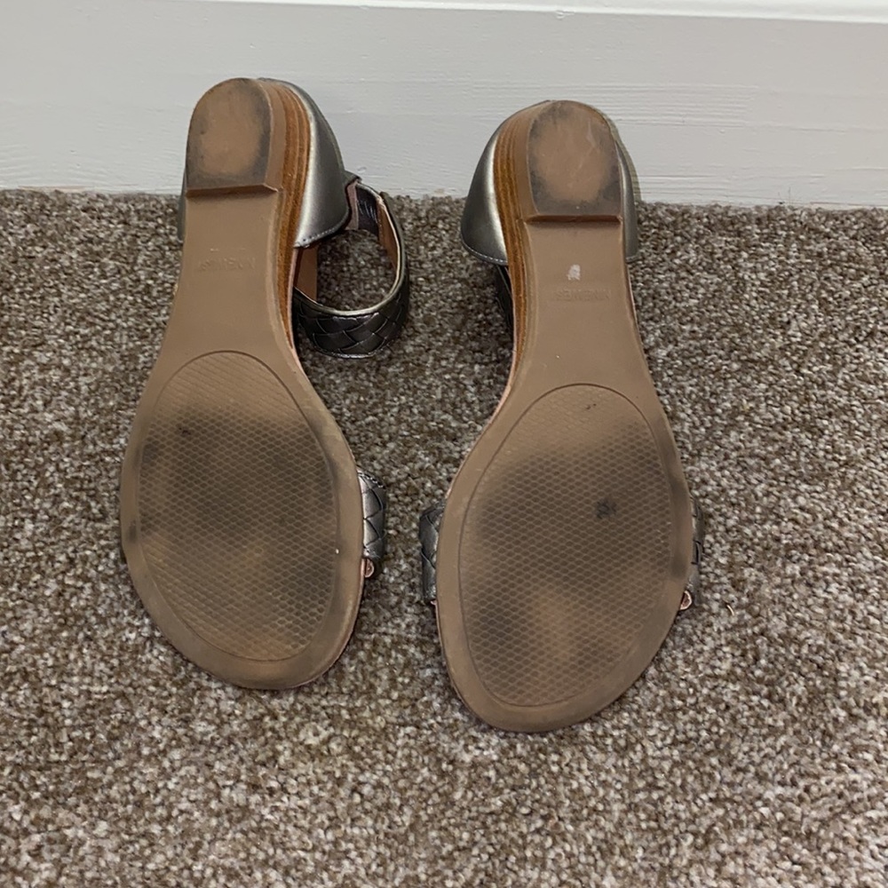 Sandals - Picture 4 of 4